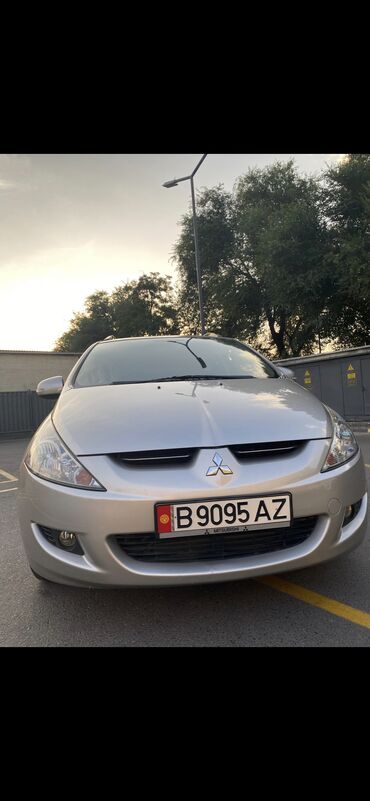 Mitsubishi: Mitsubishi Grandis: 2010 г., 2.4 л, Автомат, Бензин, Минивэн — 16