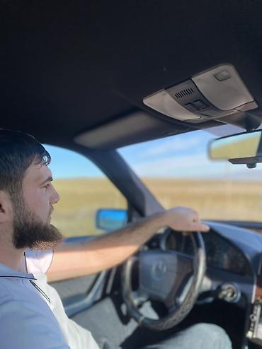 Renault: Renault Logan (ağ sedan) - Kuzov: 4 qapılı sedan, ağ rəng, qara — 1