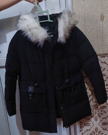 paltar satışı: Женская куртка M (EU 38)