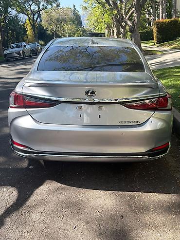 губа соната: Lexus ES: 2025 г., Автомат, Гибрид, Седан — 4