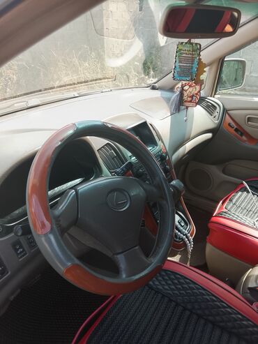 полик багажника: Lexus RX: 1999 г., Кроссовер