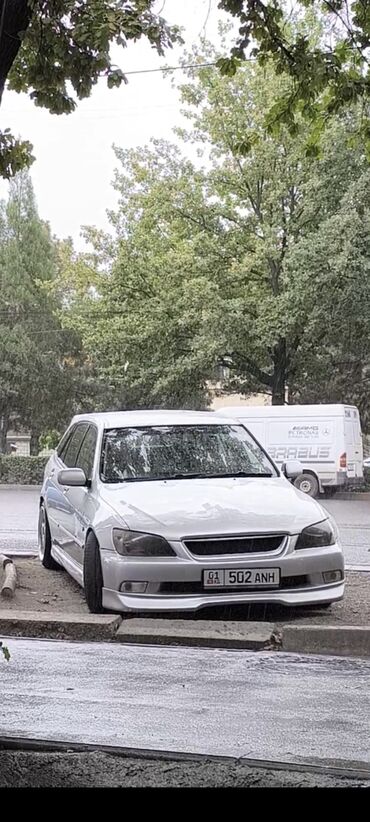 где купить машину дешевле: Toyota Altezza: 2003 г., 2 л, Автомат, Бензин, Универсал