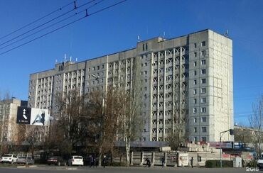 срочно квартиру: 2 комнаты, 66 м², Индивидуалка, 1 этаж, Старый ремонт
