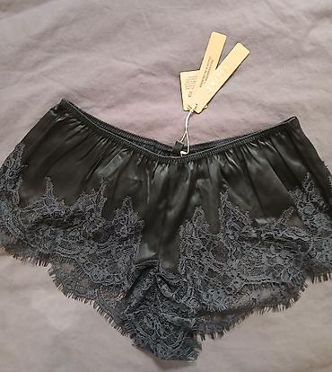 skims: SKIMS Silk Lace Short Шорты-трусики от Skims🩷 Размеры распроданы на — 4