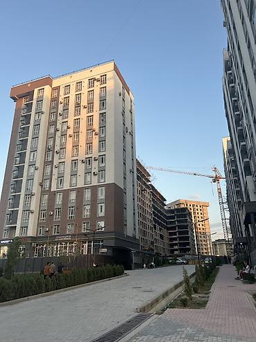 3 комнаты, 102 м², АУЦА Элитка, 13 этаж, ПСО (под самоотделку)