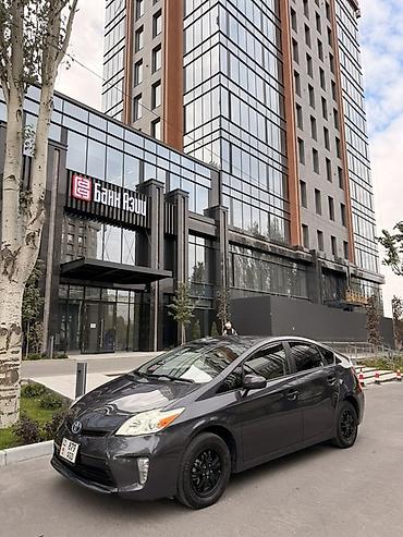 карола гибрид: Toyota Prius: 2013 г., Вариатор, Гибрид, Хэтчбэк — 2