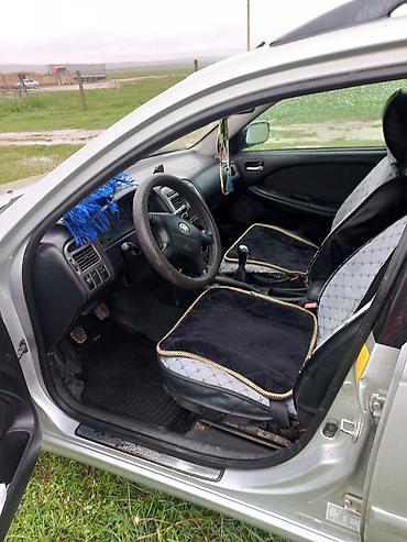 нексия сиденья: Toyota Avensis: 2001 г., 1.8 л, Бензин, Универсал — 2
