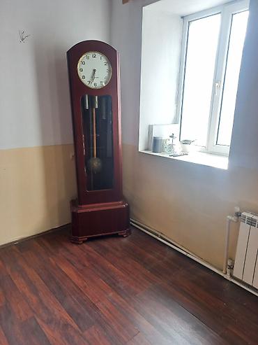 ev bezekleri: Yerüstü saatlar, Mexaniki, Mayatnik — 1