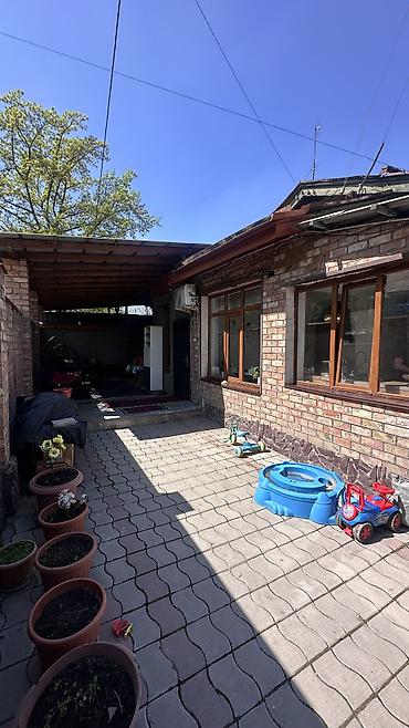 Продажа полдома: Продается дом в районе Пишпека ( ул.Льва Толстого 57) Участок 5 соток at lalafo.kg — 18 Продажа полдома: Продается дом в районе Пишпека ( ул.Льва Толстого 57) Участок 5 соток — 18