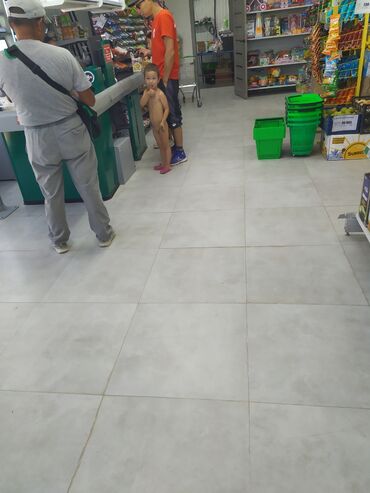 Укладка плитки: Подготовка стен для грунтовки, Резка плитки, Гидроизоляционные работы | Керамическая плитка, Керамогранитая плитка, Зеркальная плитка | Раскладка в разбежку, Вертикальная укладка, Диагональная укладка Больше 6 лет опыта — 14