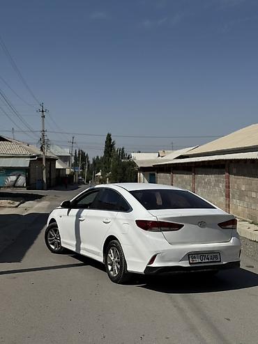 2 4 д: Hyundai Sonata: 2018 г., 2 л, Автомат, Газ, Седан — 3
