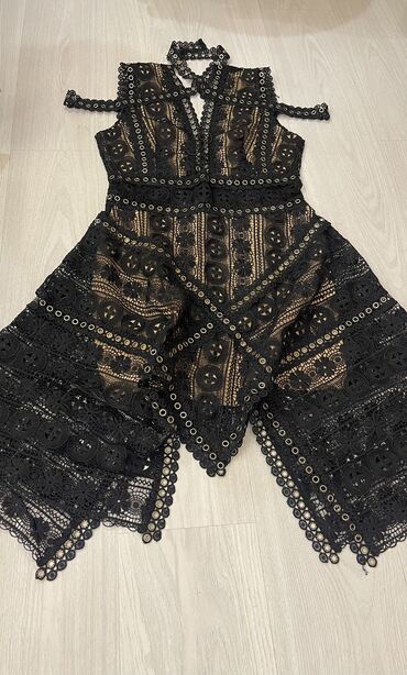 Ziyafət donları: Vılur ustunde biserli paltar zaradan alınıb,sumka tezedi — 15