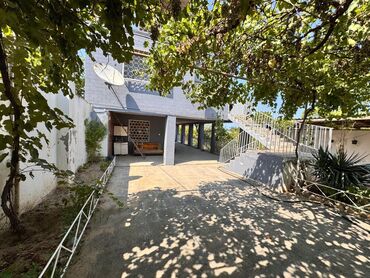 Bağ evlərinin satışı: Bağ evi / həyət evi - İki mərtəbəli tikili, üstü mansardvari hündür — 4