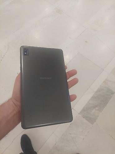 Blackview planşet Xüsusiyyətlər: - Kompakt ölçü: təxminən 8 düymlük