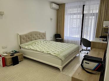 терассой: 3 комнаты, 136 м², Бишкек Парк ТРЦ Элитка, 2 этаж, Дизайнерский ремонт — 4