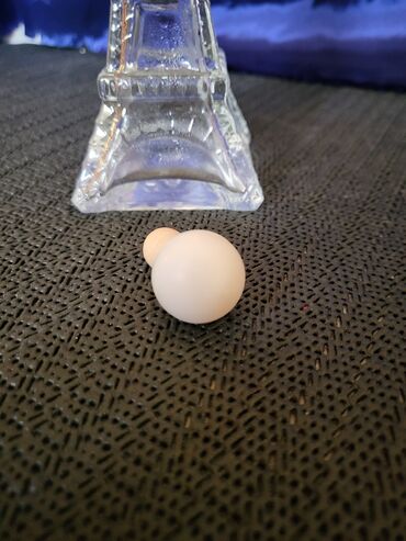 Čaše: Flasica vintaz,nova za pice Ajfelov toranj. Flasa bez ostecenja,sve na lalafo.rs — 8 Čaše: Flasica vintaz,nova za pice Ajfelov toranj. Flasa bez ostecenja,sve — 8