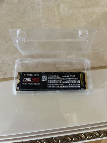 Видеокарты: Yeni 4TB M.2 SSD – Əla Vəziyyətdə Satılır, istifadə edilməmiş, yeni