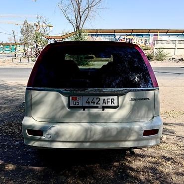 step wgn: Honda Stream: 2002 г., 1.7 л, Автомат, Бензин, Универсал — 4