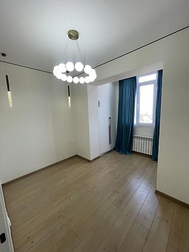1: 2 комнаты, 40 м², Дордой рынок / базар 5 этаж, Дизайнерский ремонт — 4