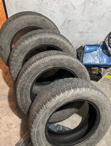 Шины: Шины 215 / 60 / R 16, Зима, Б/у, Комплект, Легковые, Япония, Bridgestone