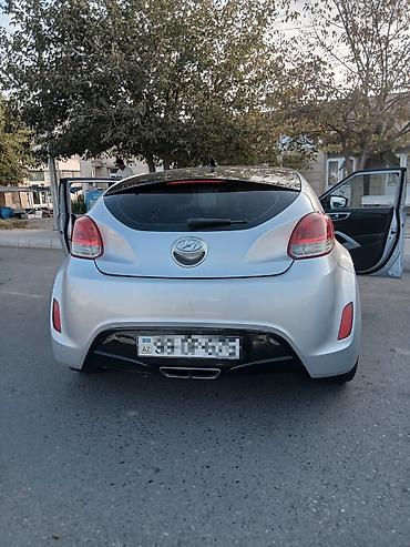 prado tekerleri type 1: Hyundai Veloster: 1.5 l | 2011 il Kupe — 2