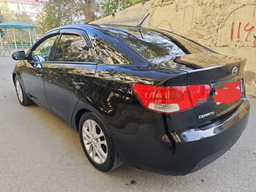 Kia: Kia Cerato: 1.6 l | 2011 il Sedan — 4