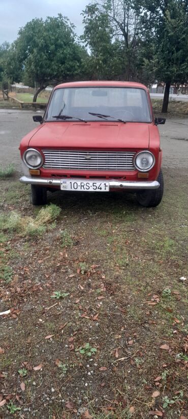 Saturn: VAZ (LADA) 2106: 1.5 l | 1971 il 847 km Sedan