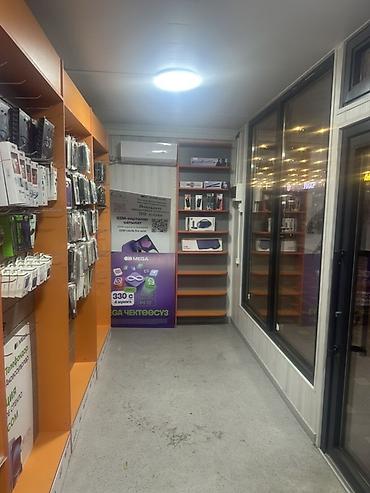 SIM-карты: Торговый павильон/остров для продажи мобильных аксессуаров и SIM‑карт — 3