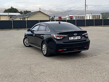маленькие электро машины: Hyundai Sonata: 2018 г., 2 л, Автомат, Гибрид, Седан — 4