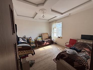 şəki ev elanları: 3 otaqlı, 2 kv. m, Orta təmir — 9