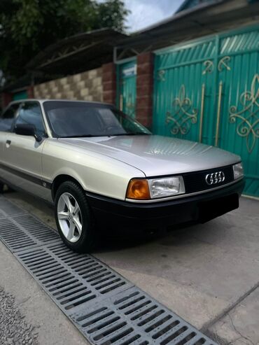 подьемники авто: Audi 80: 1988 г., 1.8 л, Механика, Бензин, Седан