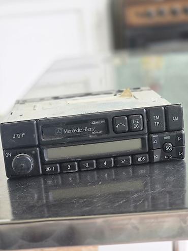 maqnitofon: Məhsul: Avtomobil üçün orijinal 2 ədəd audio başlıq (head unit) 1) — 1