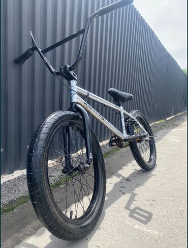 BMX велосипеды: BMX велосипед, Другой бренд, Рама M (156 - 178 см)