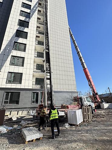 kran: Услуга автолифта
авто кран
автокран
автовышка 
автолифт
авто лифт — 8