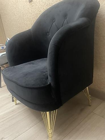 Kreslolar: Qara velvet/parça kreslo - Rəng: dərin qara - Material: yumşaq velvet — 4