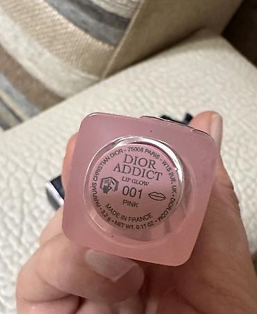 губы: Новый бальзам для губ, Dior 
оттенок 001 — 2