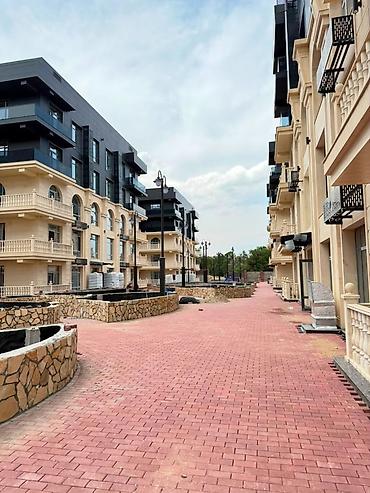 студия 1 комната: 1 комната, 49 м², Элитка, 3 этаж, ПСО (под самоотделку) — 4