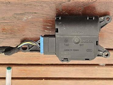 bas ovaj: MOTORIC KLAPNE ZA VOLKSWAGEN GOLF 1, GOLF 2, GOLF 3 . - 1K0907511B — 1