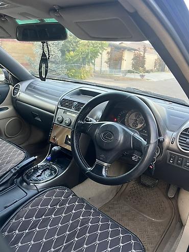 стекла для фар: Lexus IS: 2000 г., 2 л, Автомат, Бензин, Седан — 9
