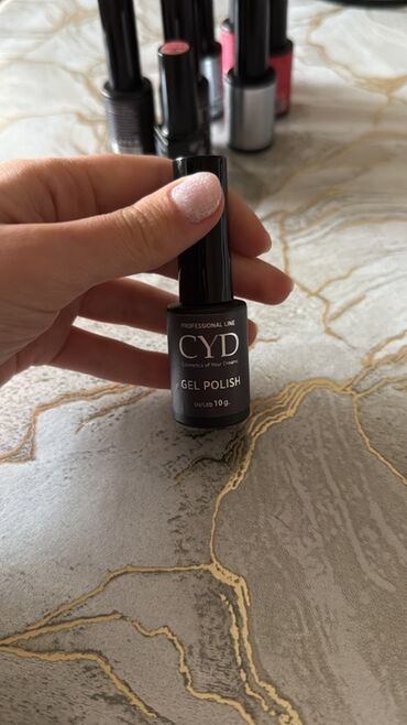 Manikür, pedikür aparatları: Manikür üçün avadanlıq dəsti tək tək də satılır hər biri Tərkib: - — 30