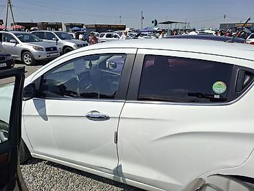 Продажа авто: Chevrolet Spark: 2016 г., 1 л, Вариатор, Бензин, Хэтчбэк — 8