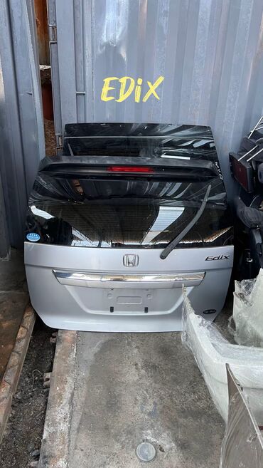 Крышки багажника и комплектующие: Крышка багажника Toyota, Б/у, Оригинал — 3