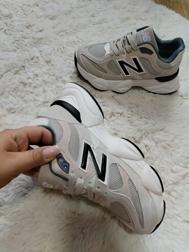 Women's Sneakers and athletic shoes: New Balance, 38, bоја - Siva — 2