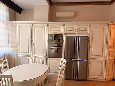 gence mida evler: Bakı, Bayıl, 2 otaqlı, Köhnə tikili, m. İçərişəhər, 92 kv. m — 3
