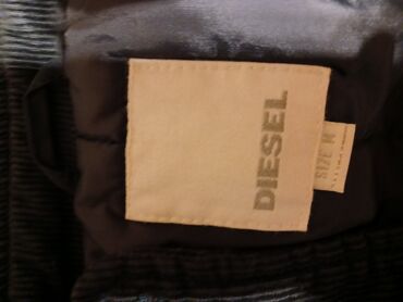 1 yas tortlari: Satıram 2 kurtka 50₼ təzə deyil jordan-10-11 yaşa diesel-10-11 yaşa