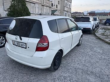 гранат фит: Honda Fit: 2002 г., 1.3 л, Вариатор, Бензин, Хэтчбэк — 3