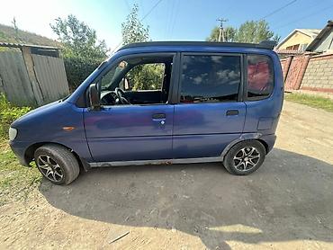 дайхатцу моби: Daihatsu Move: 2000 г., Механика, Бензин, Минивэн — 3