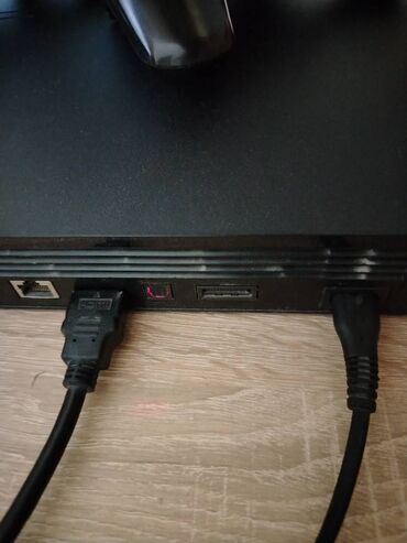 PS3 (Sony PlayStation 3): Playstation 3 / Čipovan / Slim / 500gb / 40 Igrica ima na njemu. Kod na lalafo.rs — 13 PS3 (Sony PlayStation 3): Playstation 3 / Čipovan / Slim / 500gb / 40 Igrica ima na njemu. Kod — 13