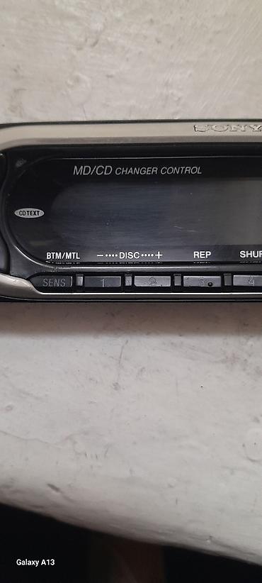 21015 şit: Sony XR-C4600X maqnitofonunun çıxarılan ön paneli - Brend/model: Sony — 9