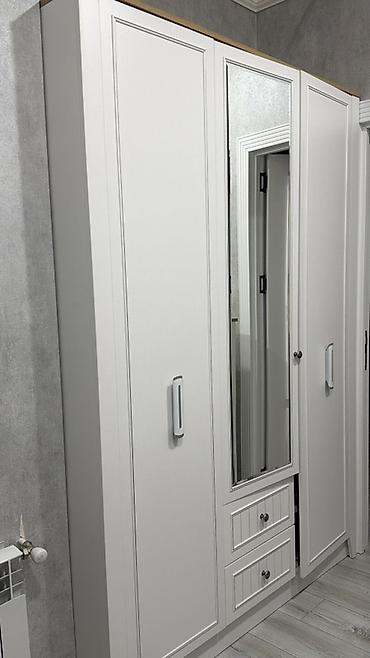 Ev üçün mebel: İşlənmiş, 3 qapılı, Güzgülü, Ağ, Taxta, Açılan, Düz dolab — 2